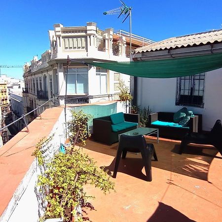 Preciosa Habitacion En Pleno Centro De Sevilla Ideal Para Hacer Turismo Y Vivir La Ciudad Eksteriør billede